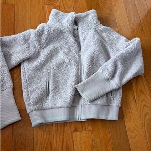 * | Athleta | Sherpa pull over. Size M.